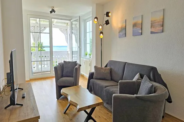 Wohnzimmer  Bädervilla Emma - Ferienwohnung Ostseepanorama