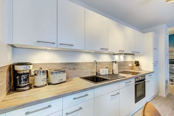 Küche / Küchenzeile  Bernsteinquartier, Whg. 05.56 "Meeresgold"