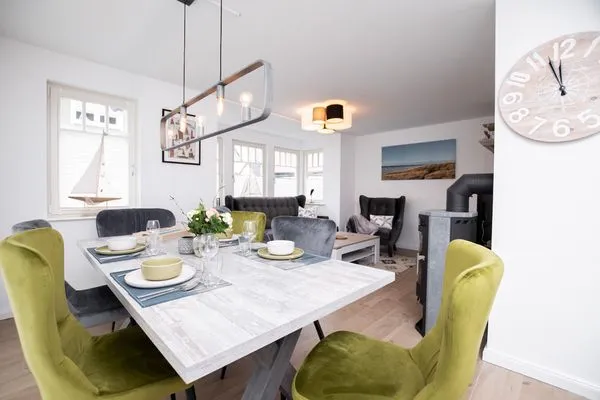 Wohnzimmer  Backbord