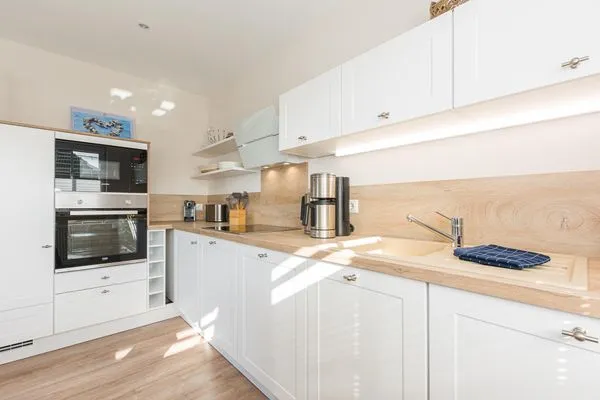 Küche / Küchenzeile  Fischländer