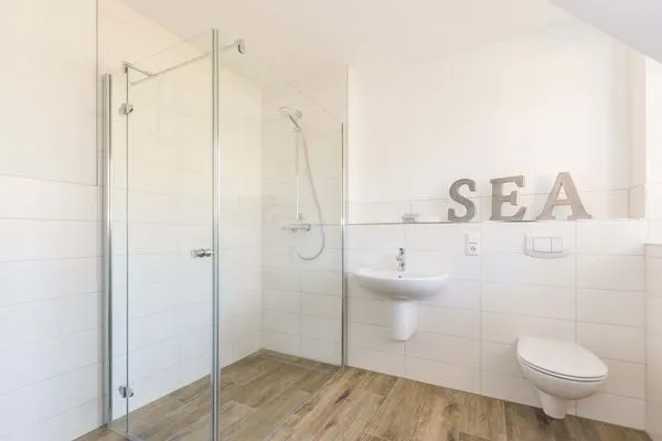 Badezimmer  Haus Boddenbrise