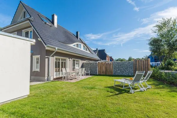 Hauptansicht  Haus Meerzeit