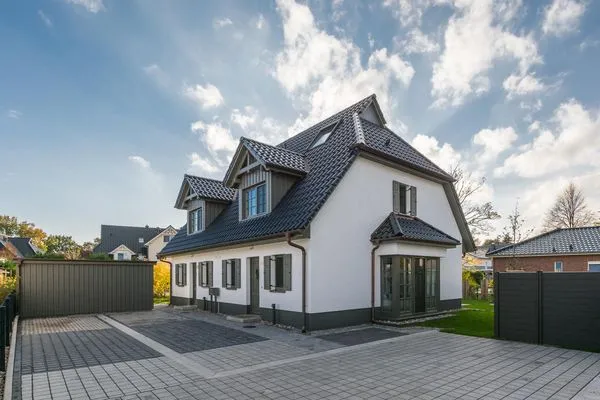 Hauptansicht  Haus Ozeanblau