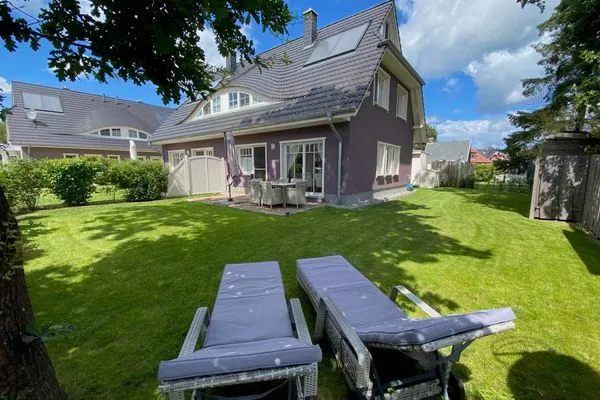 Hauptansicht  Hus Nike