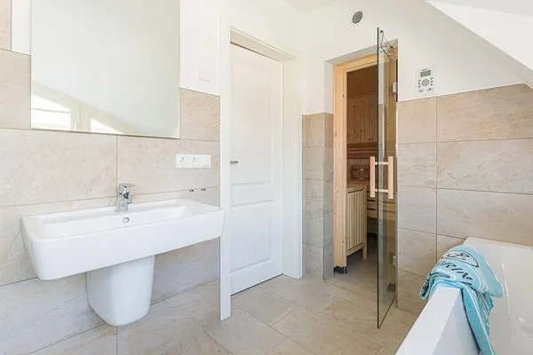 Badezimmer  Hus Zeeskahn