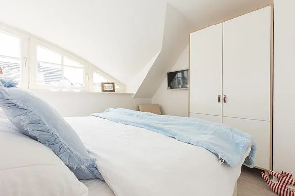 Schlafzimmer  Hus Zeeskahn