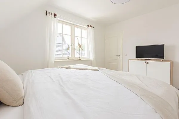 Schlafzimmer  Hus Zeeskahn