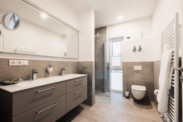 Badezimmer  Kranichruf