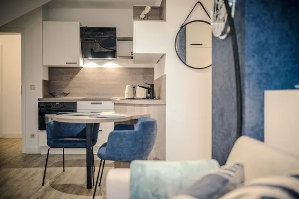 Küche / Küchenzeile  Lee