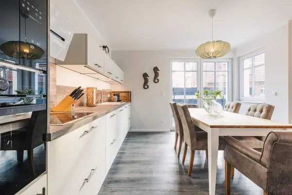 Küche / Küchenzeile  Mien Duuvke