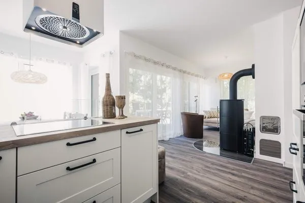 Küche / Küchenzeile  Sommersonne