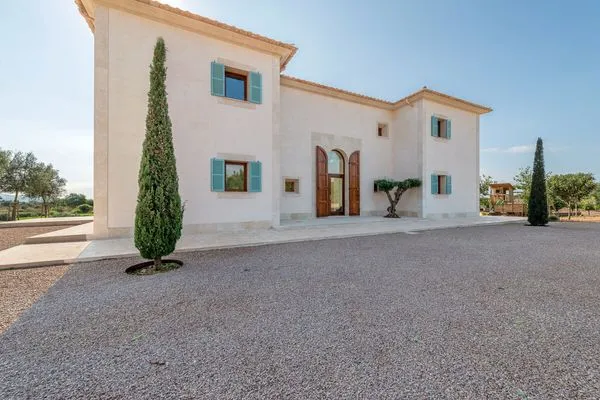 Main view  Villa Campos Hills