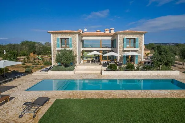 Main view  Villa Campos Hills