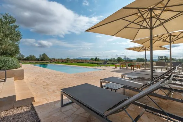 Pool  Villa Campos Hills