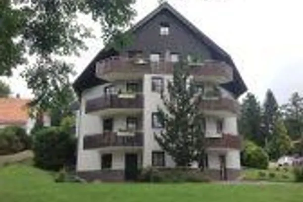 Hauptansicht Bocksberg Blick Haus 1 Hirschzeit