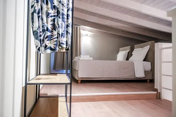 Bedroom  Helichrysum Lofts Junior House A2