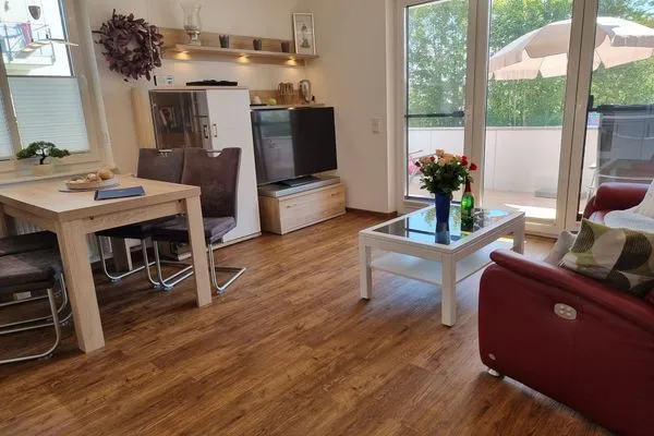 Wohnzimmer  Villa Am alten Kreidebruch, FW Strandläufer mit Balkon
