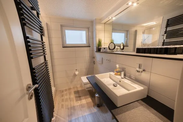 Badezimmer UG  Lister Tor 08