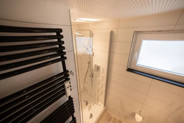 Badezimmer UG  Lister Tor 08