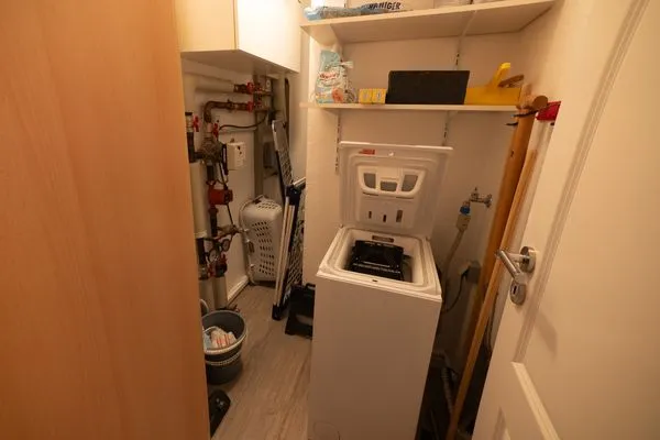 Waschraum  Lister Tor 08