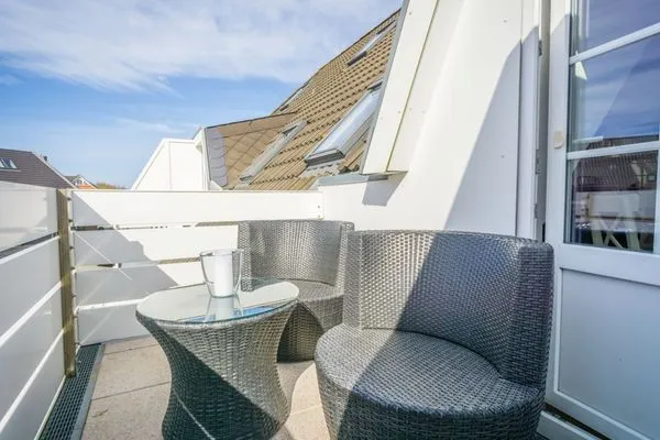 Balkon  Lister Tor 11