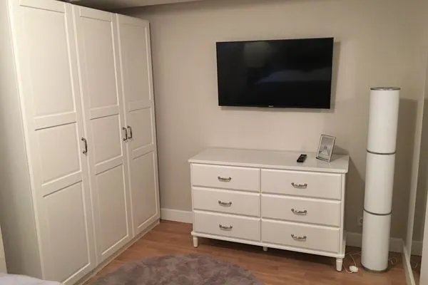 Schlafzimmer 2 UG  Lister Tor 16