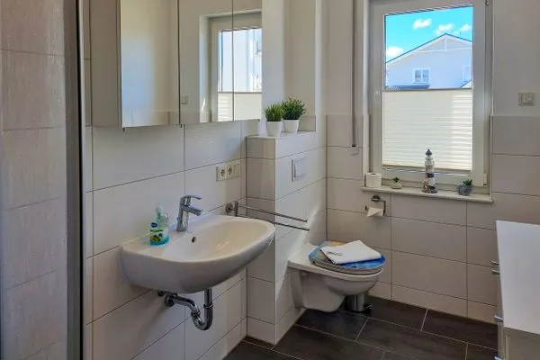 Badezimmer  Villa Am alten Kreidebruch, FW Lachmöwe - mit Balkon