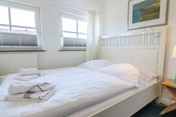 Schlafzimmer weiß  Madeleines Nest OG