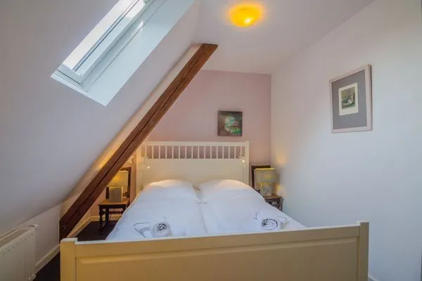 Schlafzimmer rosa  Madeleines Nest OG