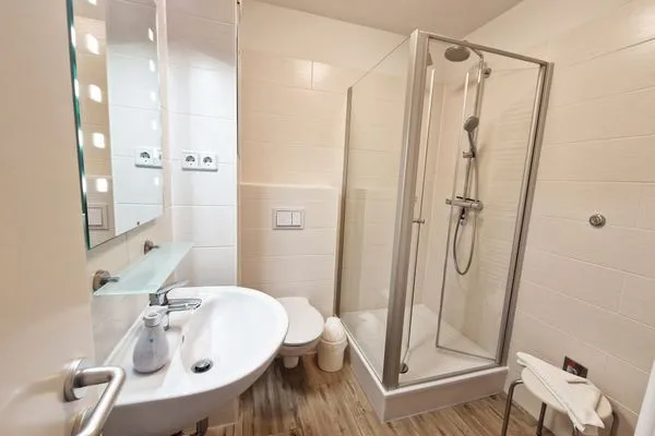 Badezimmer  Alter Reichshof, App. 403 - mit Meerblick