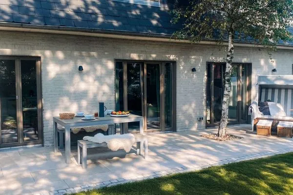 Gartenblick  Niilön Linjens