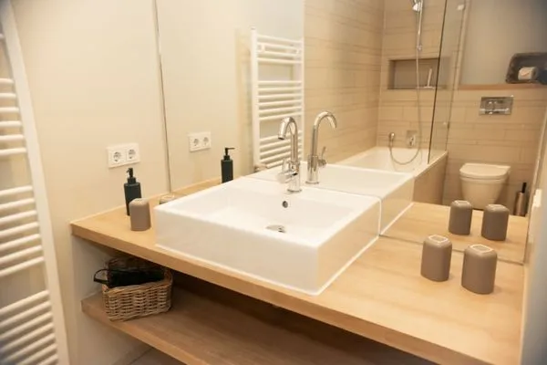 Waschbecken  Niilön Linjens