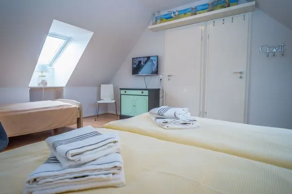 Doppel- & Einzelbett  Tante Lilli