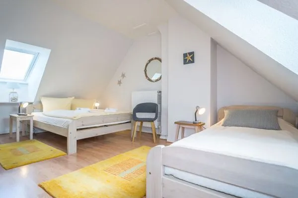 Doppel- & Einzelbett  Tante Lilli