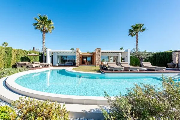   Villa Aya