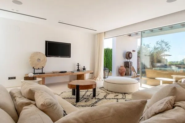   Villa Aya
