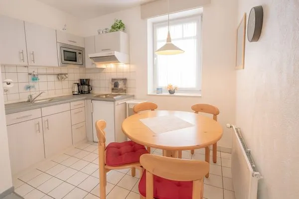 Küche / Küchenzeile  Boje 15