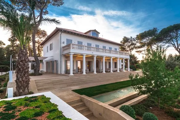 Hauptansicht  Villa Los Leones