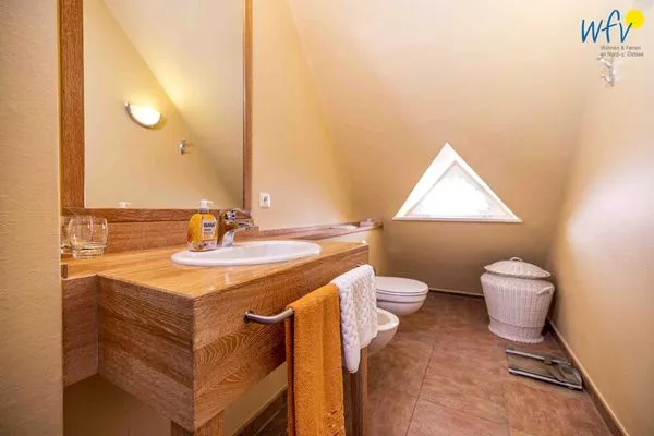  Villa Kunterbunt- Haus 1 Ferienwohnungen Seelöwe + Robbe