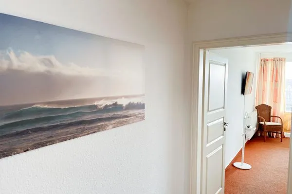   Lesecafé Wohnung Nr. 4