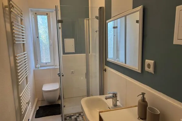 Badezimmer  Gemütliches Appartement "Irina" in Weißenfels mit 3 Schlafzimmern