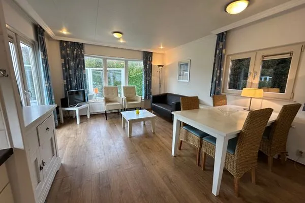  Breskens Chalet am Strandaufgang Haus Nr. B028