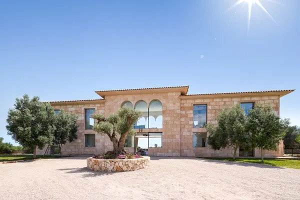 Hauptansicht  Villa Eden Roc