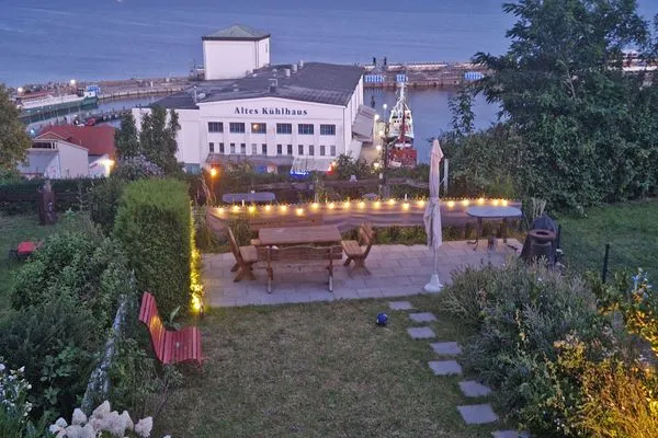 Garten  Haus Waterkant - in erster Reihe mit traumhaftem Meerblick