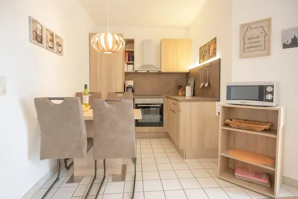 Küche / Küchenzeile  Boje 9