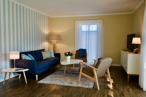  Haus Meerblau Born - Wohnzimmer