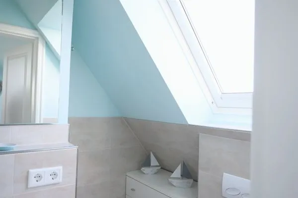 Badezimmer  Norderstr. 55c, Whg. 11, DG, Sundowner