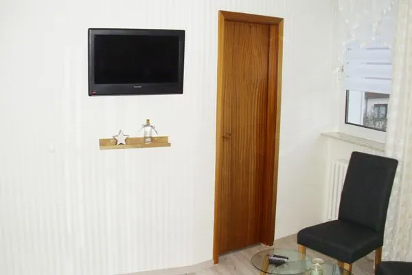 TV / Multimedia  Ferienzimmer Am Stadtrand