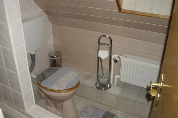 Badezimmer  Ferienzimmer Am Stadtrand