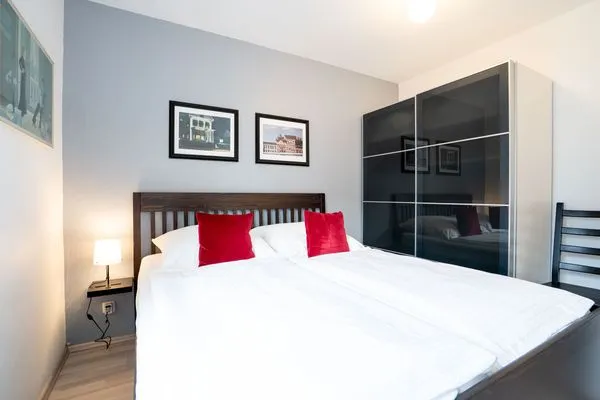 Schlafzimmer  (STR123g) Ferienwohnung "Sonnenseite"